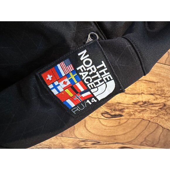 The North Face RU/14 Softshell Jacket – Size Small – Limited Edition Internation - Picture 3 of 12
